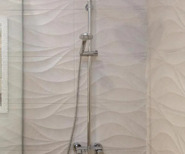 Direct * Jesenice (Split-Dalmatia)