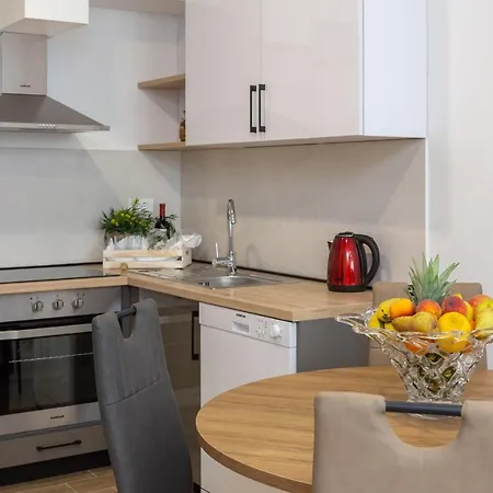 Direct Lägenhet Jesenice (Split-Dalmatia)