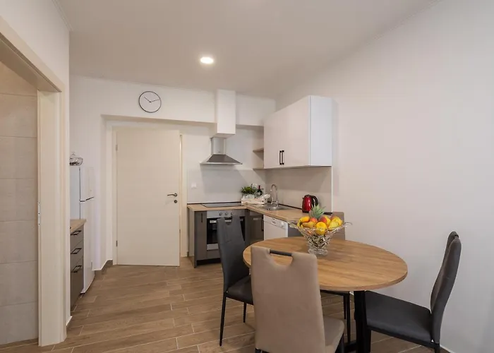 Direct Jesenice (Split-Dalmatia)